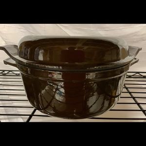 Basix by Staub Dutch oven w/grill lid le creuset